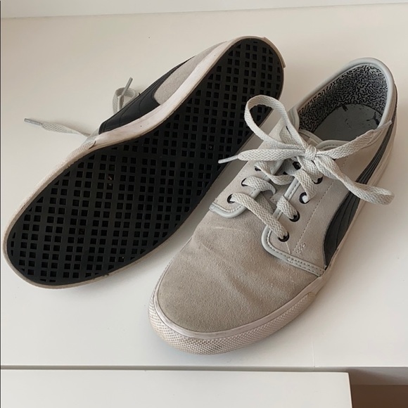 Puma shoes - Picture 1 of 5